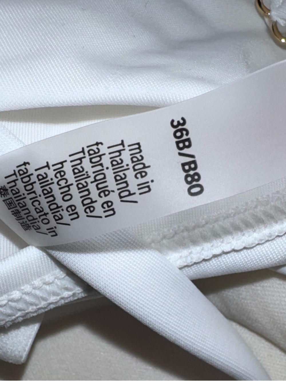 Victoria's Secret
NWOT Victoria's Secret White
Bandeau Tankini Top, Size 36B - Picture 15 of 16